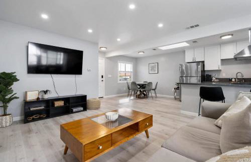 Cozy Family Home - Central to everything! - Foto 1