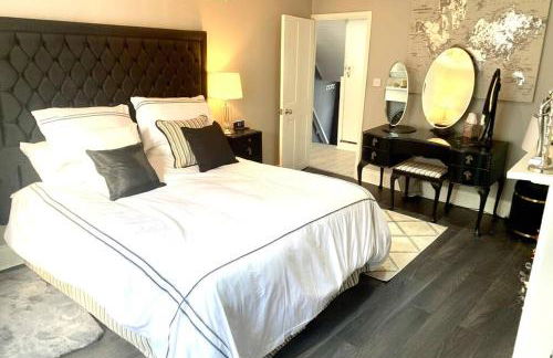 Hexham Town Centre, Market Place View - Foto 35