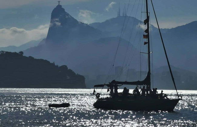 Paseo en velero por Río de Janeiro - Foto 1
