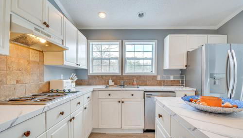 8 Mi to Jordan Lake Spacious New Hill Home - Foto 5