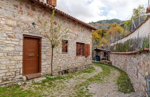 Stone Mountainhouse near Kalavryta, North Peloponnese, Greece - Foto 40