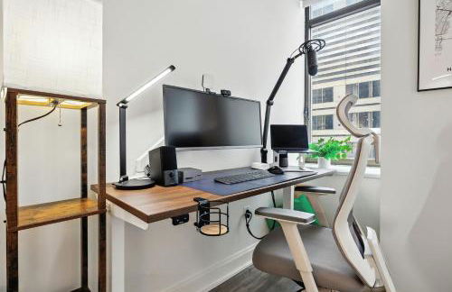 FiDi 1 BR w Work Setup by Anyplace - 11718 - Foto 14