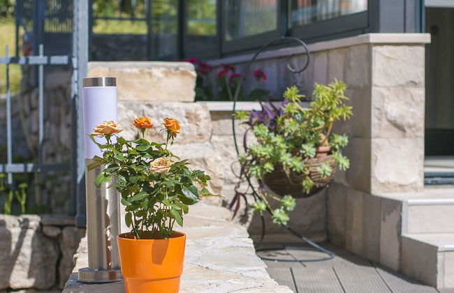 Stone House in Podgora With Sea Views - Photo 28