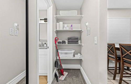 Prime Location King! Bed near Mt Clemens Downtown - Foto 10