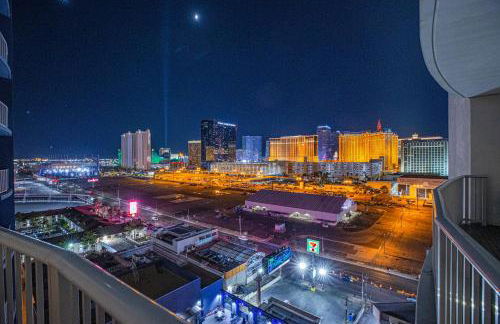 2100 SqFt Penthouse Suite W/ Strip Views! POOL GYM - Foto 46