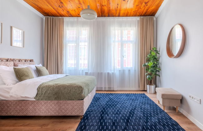 House w Garden 10 min to City s in Beyoglu - Photo 17