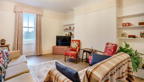 Brynog Mansion Apartment - Photo 2