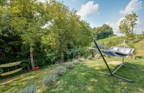 Awesome Home In Gornji Vinkovec - Foto 17