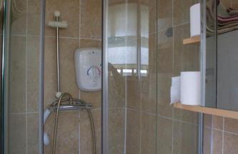 Spacious 4-bedroom Townhouse with Garden- Perfect for Groups! - Foto 17