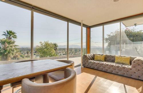 Stunning MCM Escape with Mtn Views in San Bernardino - Foto 13