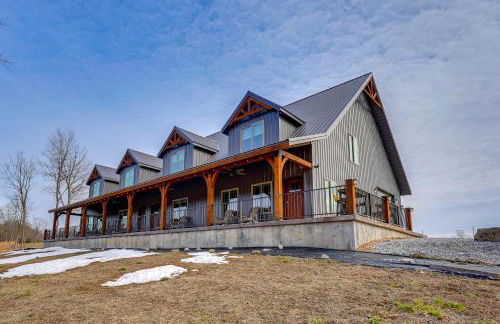 Riverside Galena Hideaway with Grills and Picnic Area - Foto 24