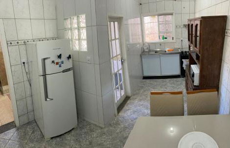 Casa arejada e iluminada, cozinha completa - Photo 37