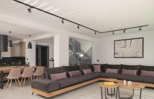 Monti Luxury Villa, with Heated Pool & Hot Tub - Foto 36