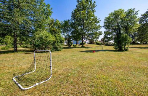 Holiday house with swimming pool - Photo 5