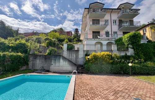 Casa Belvedere - Romantica mansarda vista lago con piscina - Photo 2