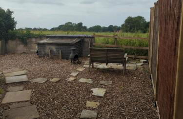 Springfield Lodge - Photo 5