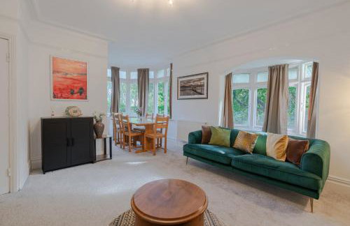 Central Banbury Stay Comfy and Spacious for groups 9 sleeps - Foto 1