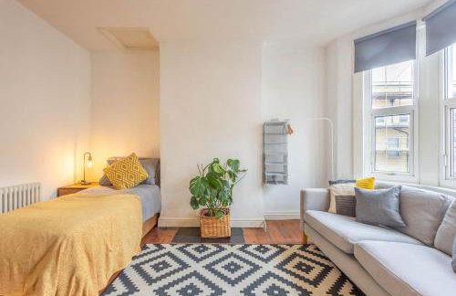 Large House, Garden, 3 Bedrooms - Foto 18