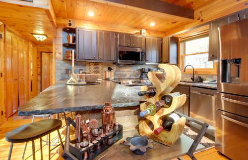 Hot Tub and Fire Pit Fall Family Retreat in Murphy! - Foto 9