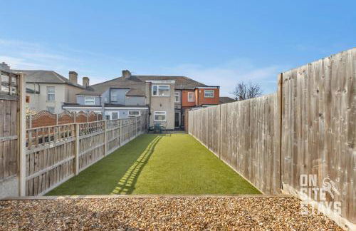 OnSiteStays - Large 3 bedroom, 2 bathroom, driveway, Garden, Sleeps 6 Comfortably - Foto 9