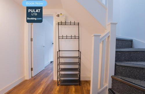 3BR Flat By Pulat Short Lets & Serviced Accommodation London With Pool Table, SmartTV & AC - Foto 9