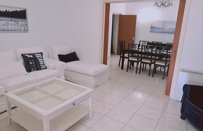 75 NIC - Stay Mythos Down Town House - Photo 2