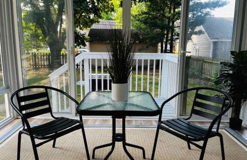 Walk to Notre Dame Harter Heights Hideaway - Foto 39