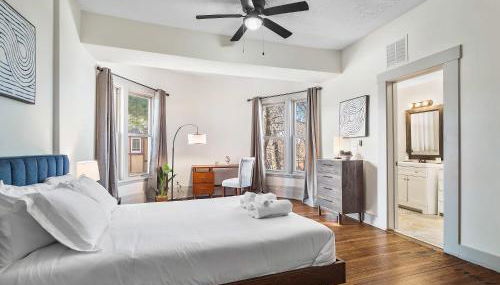 Carriage Manor - Sun Soaked 1BR - Close to CCF - Foto 2