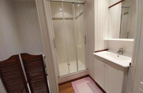 Étel - Maison de Plain-Pied 3* avec Terrasses dans Quartier Calme - Photo 2