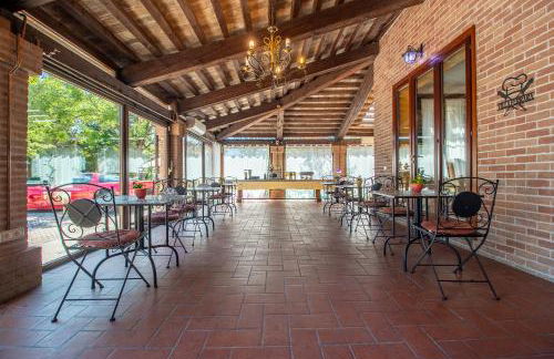 Villa Ferrara Resort con Piscina e Spazi per Eventi Privati, Laurea, Compleanno, Matrimonio - Foto 47