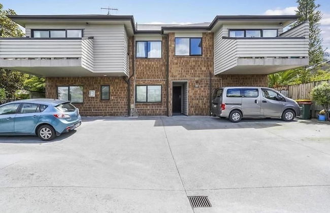 Lorne Apartments - Photo 7