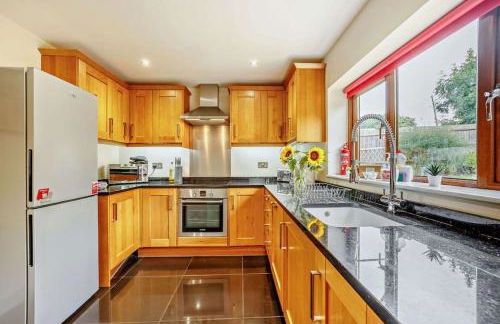 Beautiful 4-5 bedroom village house with rural views - Foto 26
