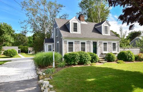 Pristine Multi-Family Home w Barn Game Room - Foto 1