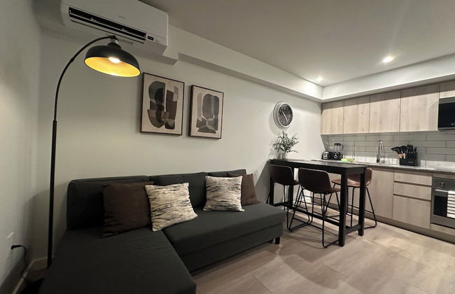 Silverstone Downtown Long-Term stay - Photo 30