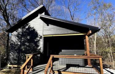 Cozy Rustic Cabin with Hot-Tub Ideal for a Couples Retreat in Illinois - Foto 36