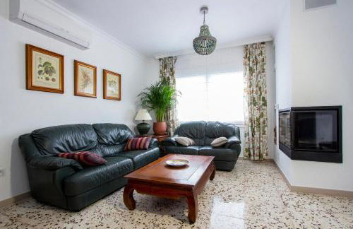 Newly furnished cozy house next to the beach - Foto 5