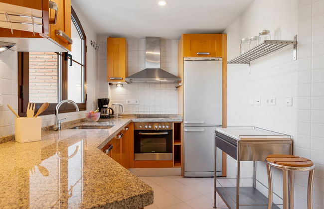 Los Arqueros Sunny Balcony With Pool - Ref M52 - Photo 4