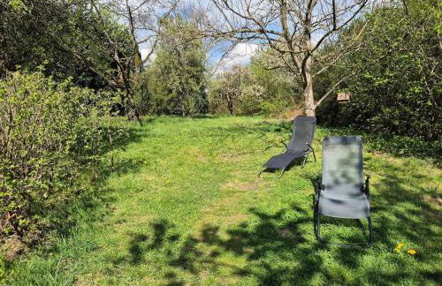 Naturnahes Wohnen in einem alten Haus mit Garten - Foto 3