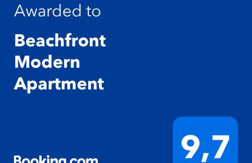 Beachfront Modern Apartment - Photo 39