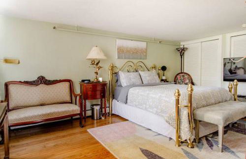 Downtown by RISD Gigabite Internet OnSite Free Parking - Foto 2