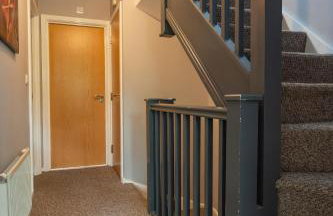 Cheerful 4-bedroom house with multiple car parking - Foto 36