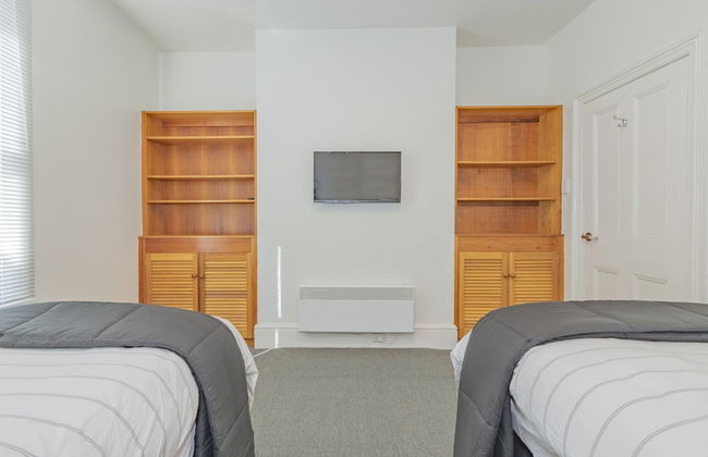 4 Bedroom House - Hobart CBD - Parking - Foto 5