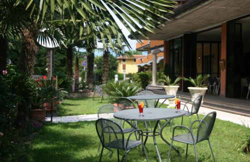 Residence Miralago Rooms & Apartments - Foto 7