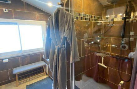 Nid du merle avec sauna et jacuzzi privatif - Foto 7