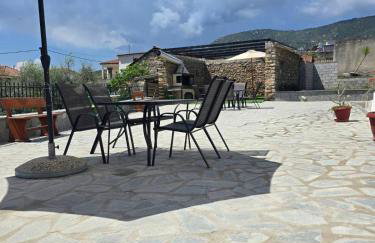 Olive Tree's House - Photo 48