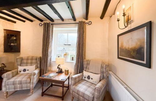 Blacksmiths Cottage a traditional cottage with garden and wood burning stove in Pooley Bridge, Ullwater - Foto 6