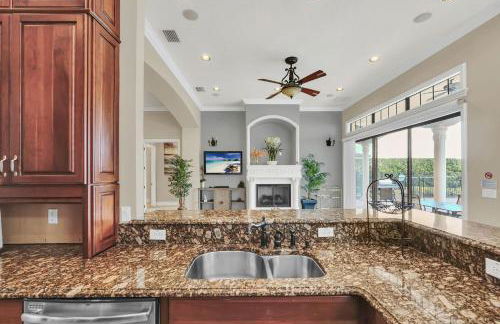 Luxury 6 Bedroom House in Reunion Resort - Foto 39