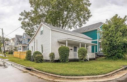 Quiet Family Home - Downtown, Pet Friendly, 4 Beds - Foto 1