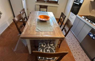 La casa dei piloti, intero alloggio con giardino privato, 2 camere da letto e 2 bagni - Foto 11