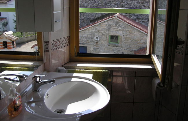 Stone Holiday Home in Peresiji With Pool - Foto 14